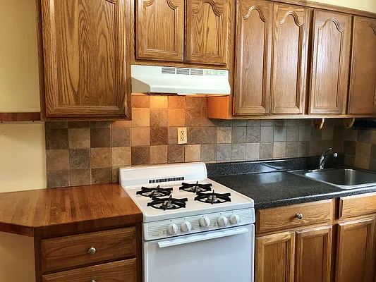 Rented by Steffan Olausson Partridge, LREB | media 24