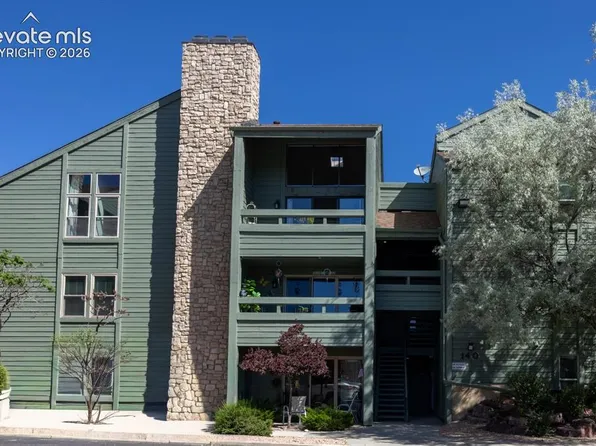 140 W Rockrimmon Blvd APT 202, Colorado Springs, CO 80919