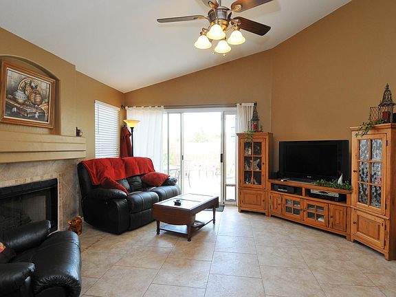 3rd image of 8764 E Avalon Dr