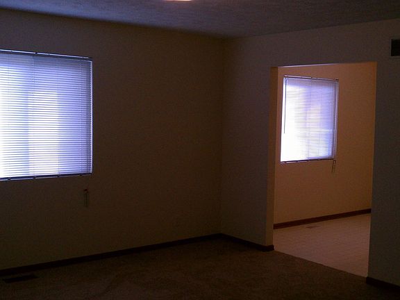 3rd image of 2817 Dudley St #2