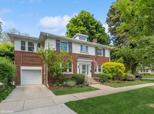 400 Isabella St, Wilmette, IL