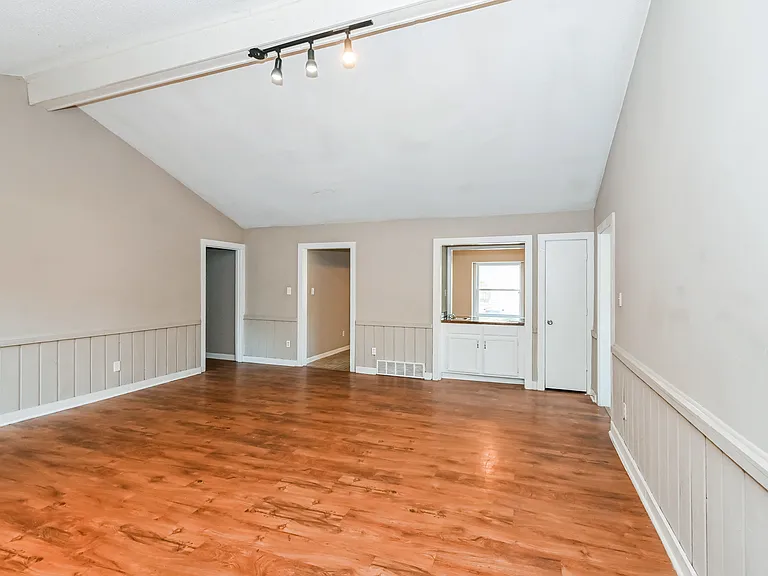 3806 Innsbrook Dr — Photo 4