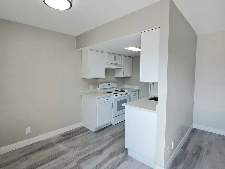 2556 S Van Patten St — Photo 9