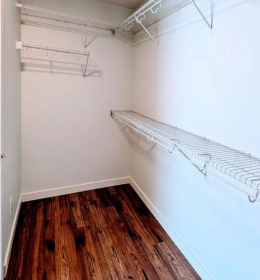625 Covington Ave — Photo 14