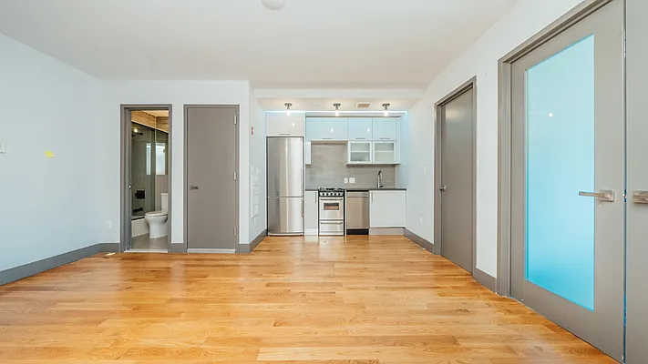 Rented by Nooklyn NYC LLC | media 8