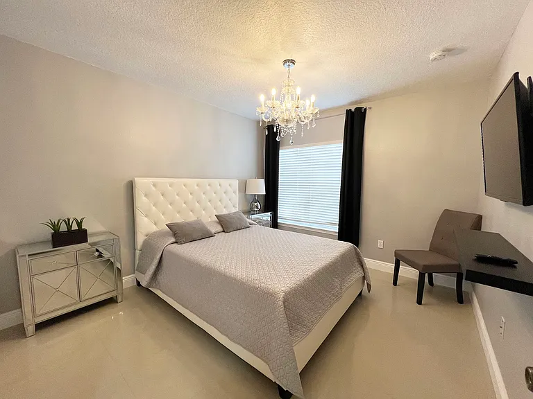4324 S Kirkman Rd — Photo 9