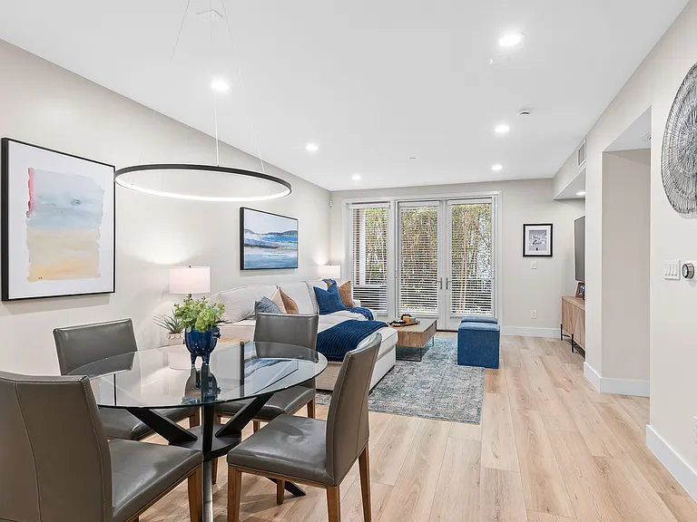 5410 La Jolla Blvd #A108 — Photo 2