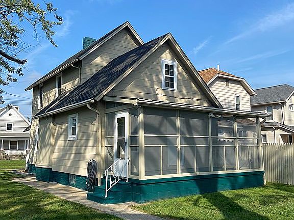 4th image of 31 N Cedar Ave