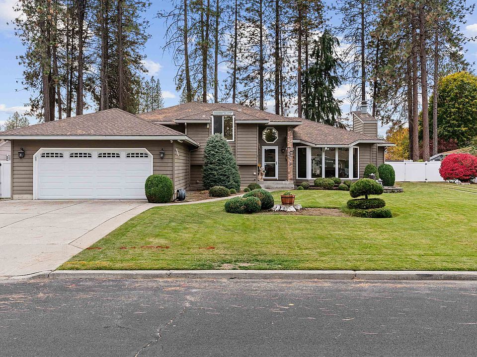 1st image of 9905 N Glenwood Dr