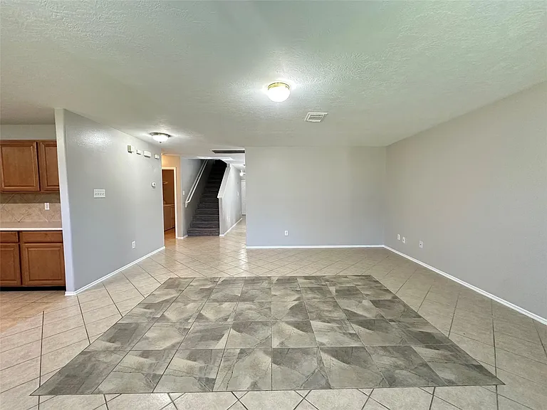 1126 Desert Willow Ln — Photo 7