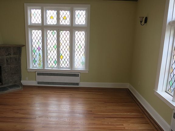 4th image of 11601 227th St