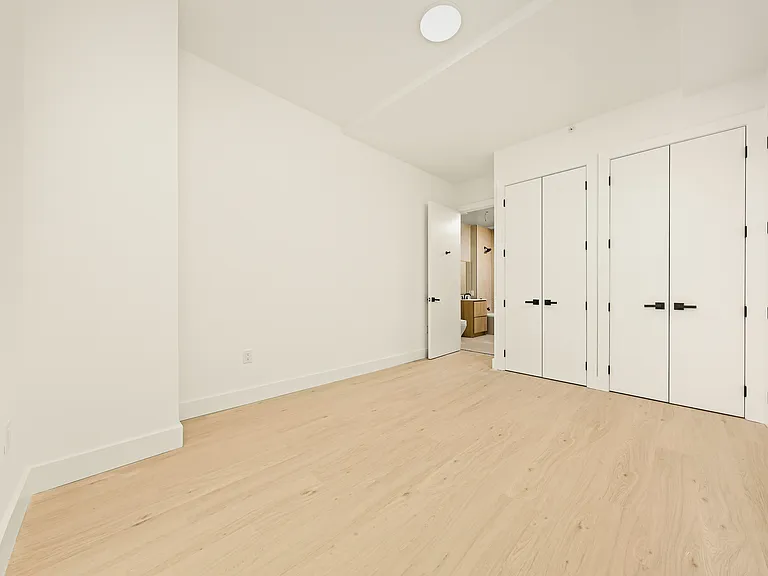 733 Lincoln Pl #1213 — Photo 7