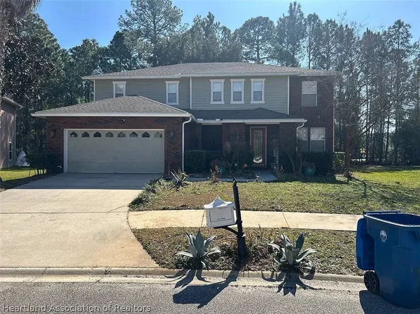 12186 Pebble Point Dr E, Jacksonville, FL 32218