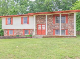 836 S Valley Wood Cir, Hixson, TN 37343