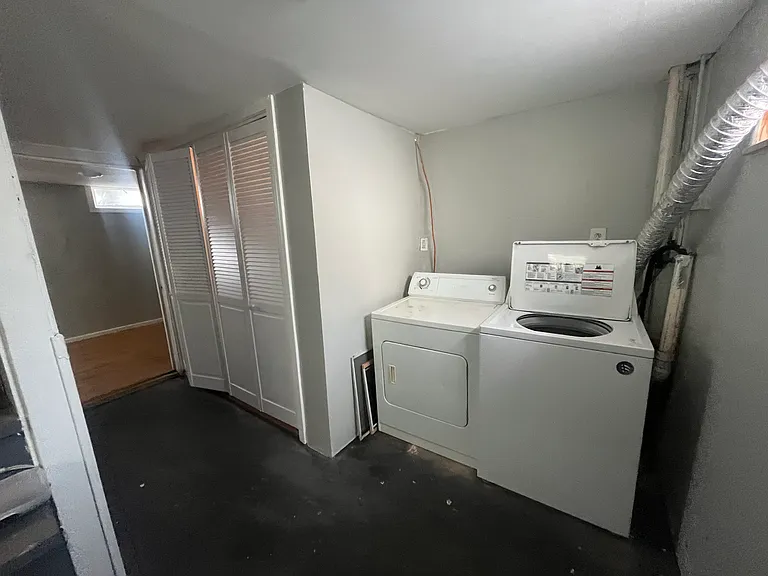 29 1/2 Ringgold St — Photo 13