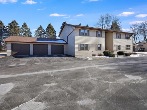 910 East Cedar AVENUE #604, Manitowoc, WI 54220