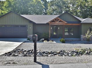 13 San Sebastian Dr, Hot Springs Village, AR 71909