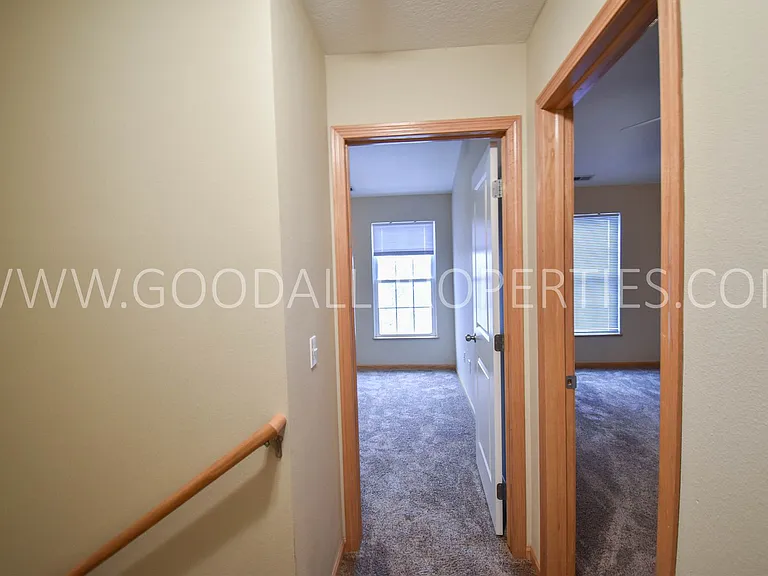 15404 Townsend Ave — Photo 24