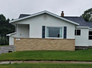 951 2nd Ave N, Park Falls, WI 54552