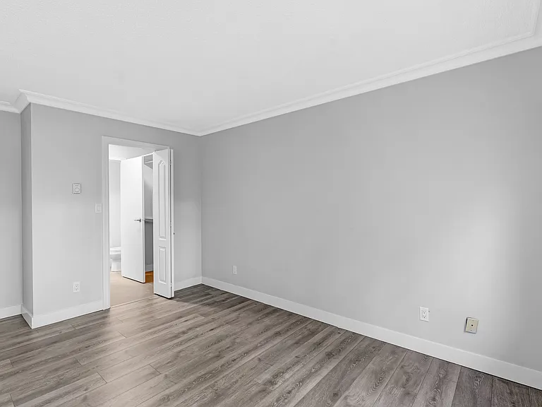 8040 Blundell Rd — Photo 41