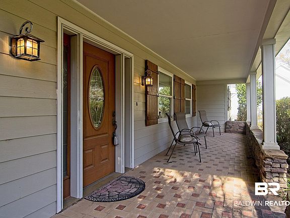5th image of 11878 Village Green Dr