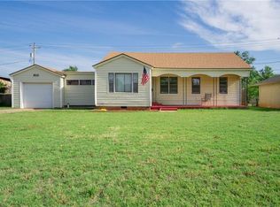 815 E Sycamore Ave, Altus, OK 73521