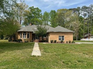 2502 Riddick Rd, Elizabeth City, NC 27909