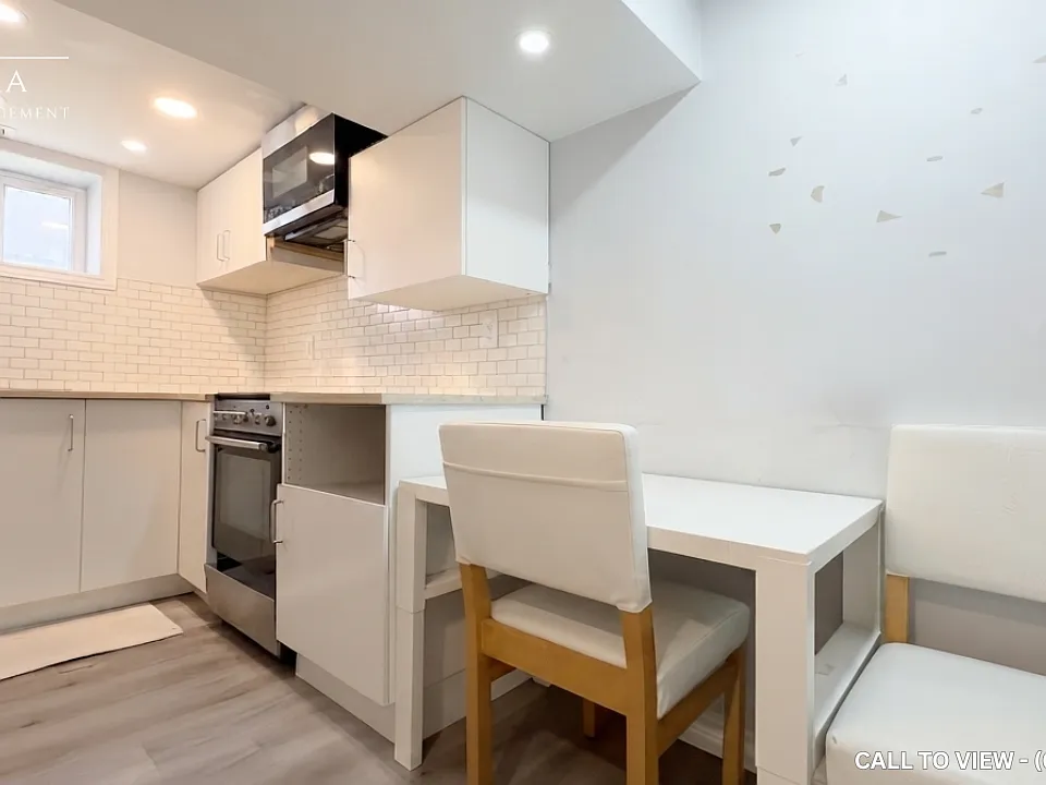 47 Garner Ave #2