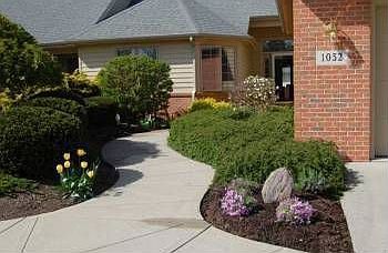 1st image of 1053 Pinewood Ct