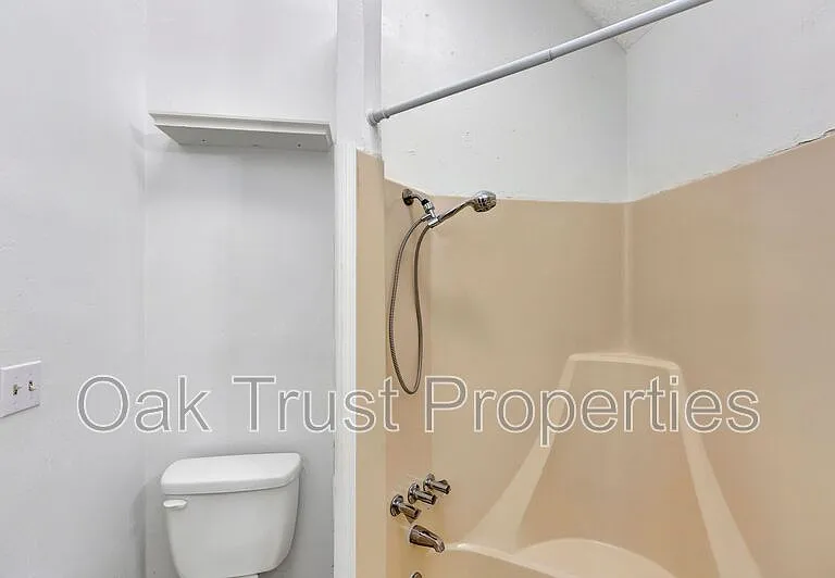 2167 Spoleto Ln — Photo 16