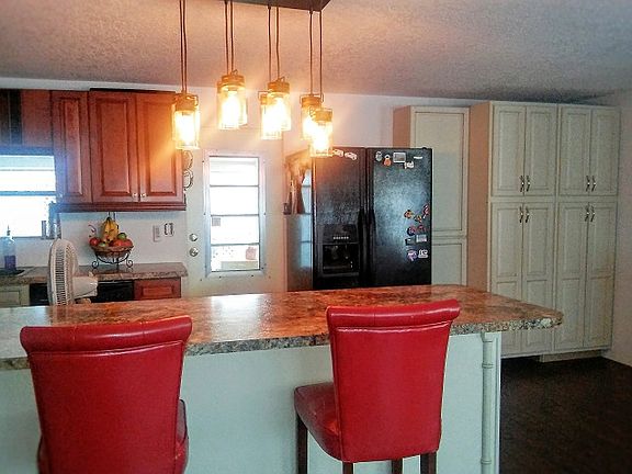 5th image of 183 Hibiscus Dr