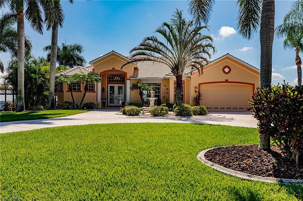 5727 Riverside Dr, Cape Coral, FL 33904 | Zillow