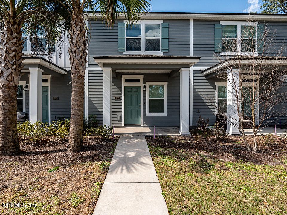 1st image of 827 RIVERTREE Place
