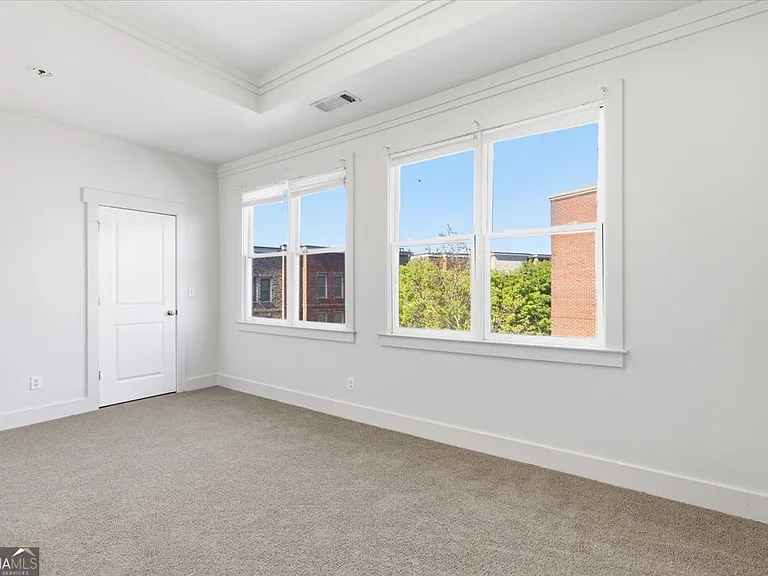 740 Liberty Commons Dr NW — Photo 33