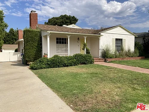 619 El Medio Ave Photo 1
