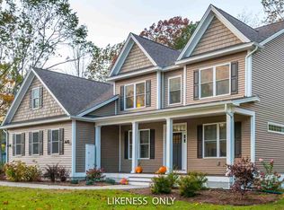 42 Irish Farm Rd, S Burlington, VT 05403