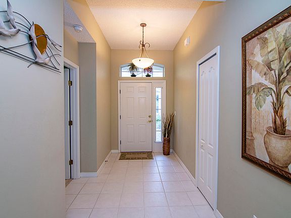 4th image of 1054 Makarios Dr