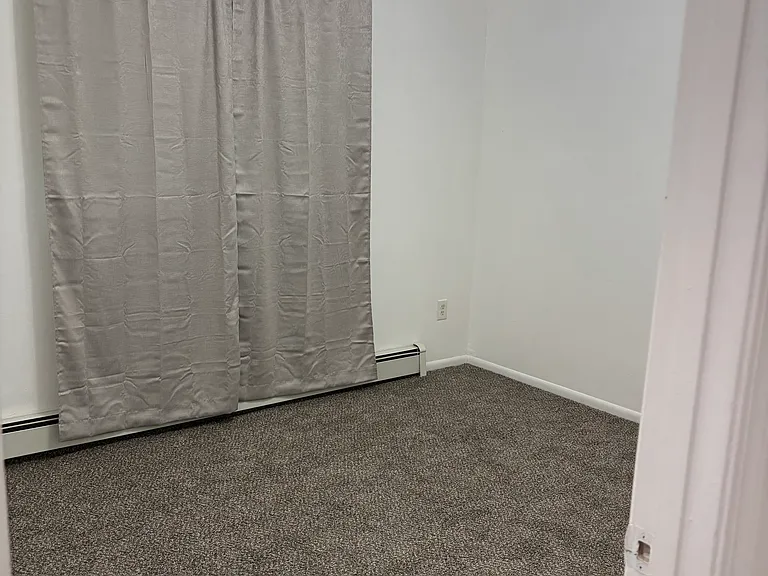 3936 Randolph St — Photo 11