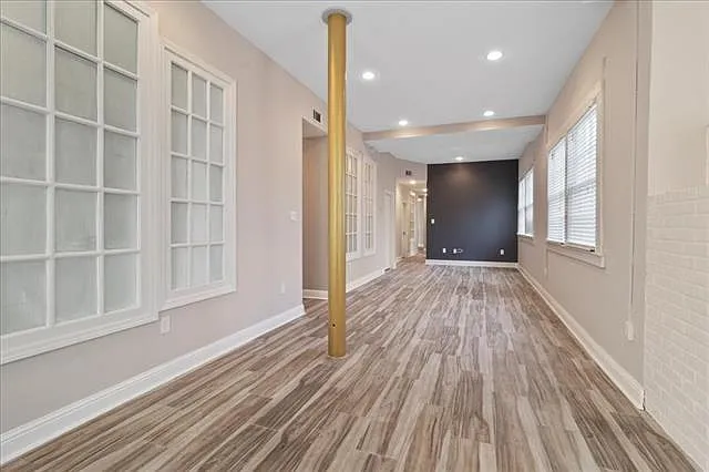 4 bed, 1.0 bath, 1800 sqft, $1,750 — Photo 4