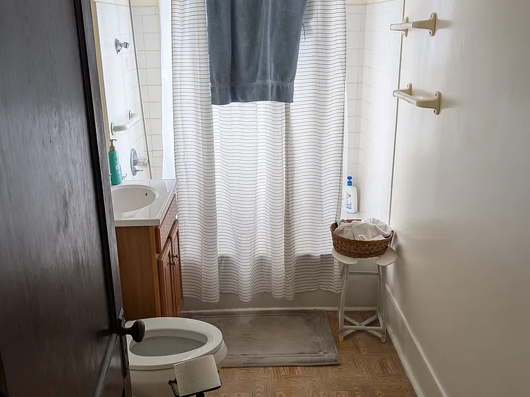 136-38 S Midler Ave S #1 — Photo 9