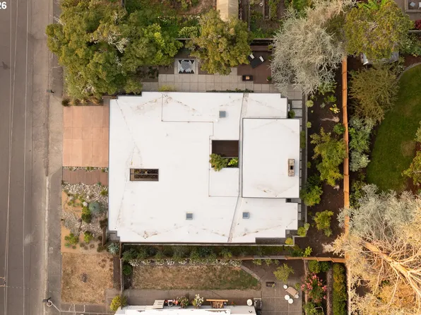 8500 SW Cecilia Ter