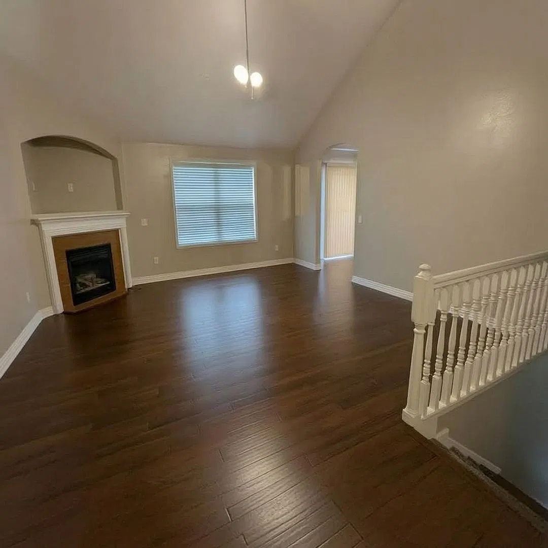 Charming 4-Bedroom, 2-Story Home with Finished Walkout Basement Ozark, MO — Photo 2