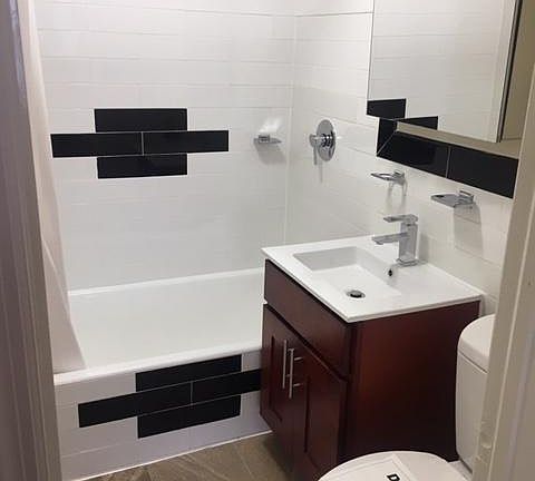 5th image of 8815 168th St APT 4D