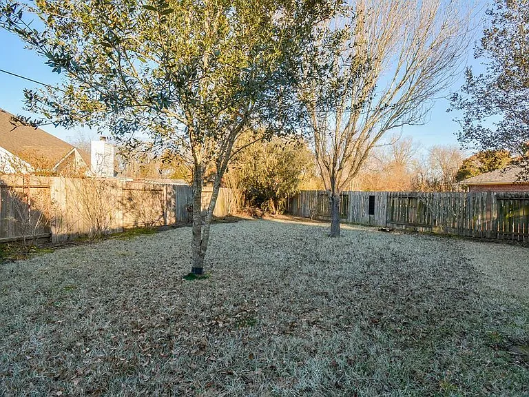 5819 Mitre Peak Ln — Photo 20