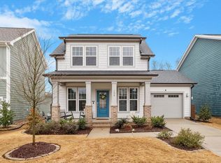 190 Retreat Dr, Fuquay Varina, NC 27526