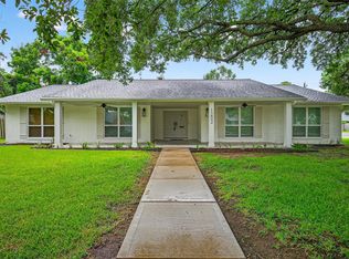 1202 Timber Ln, Rosenberg, TX 77471