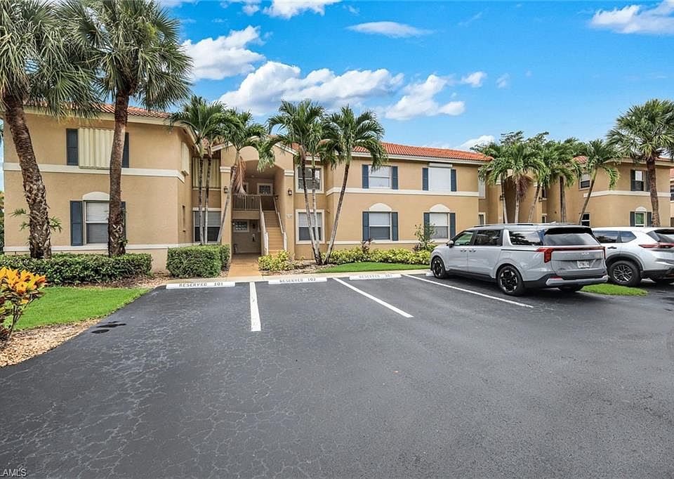 1st image of 6384 Huntington Lakes CIR #103