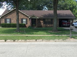 209 E Greenbriar Dr, Osceola, AR 72370