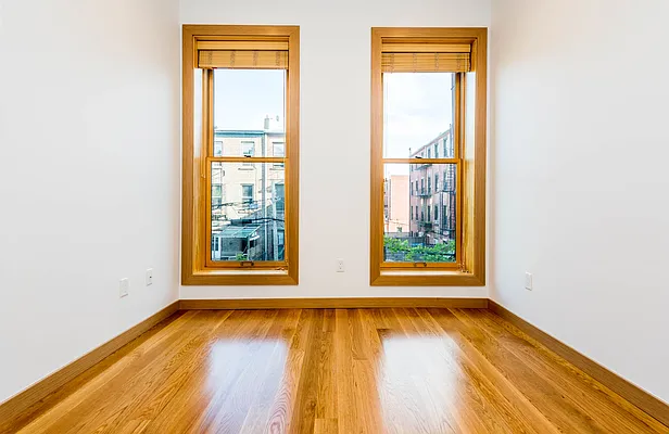 Rented by Nooklyn NYC LLC | media 76