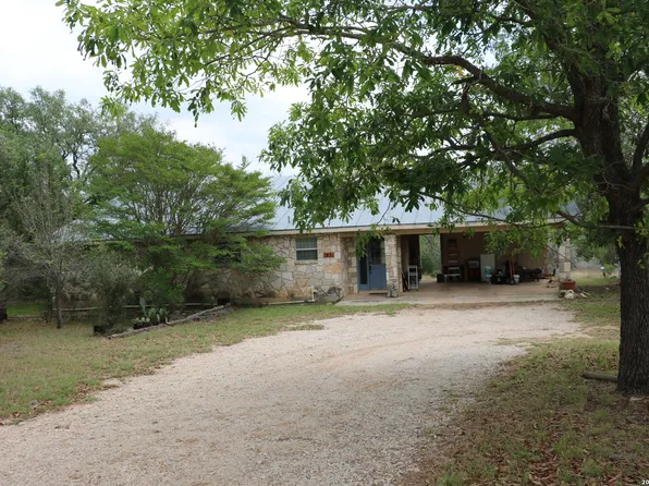 1307 COMANCHE PATH, Bandera, TX 78003
